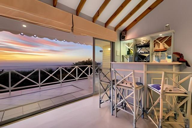Cape Rose Cottage - Penthouse In Camps Bay Kaapstad Buitenkant foto